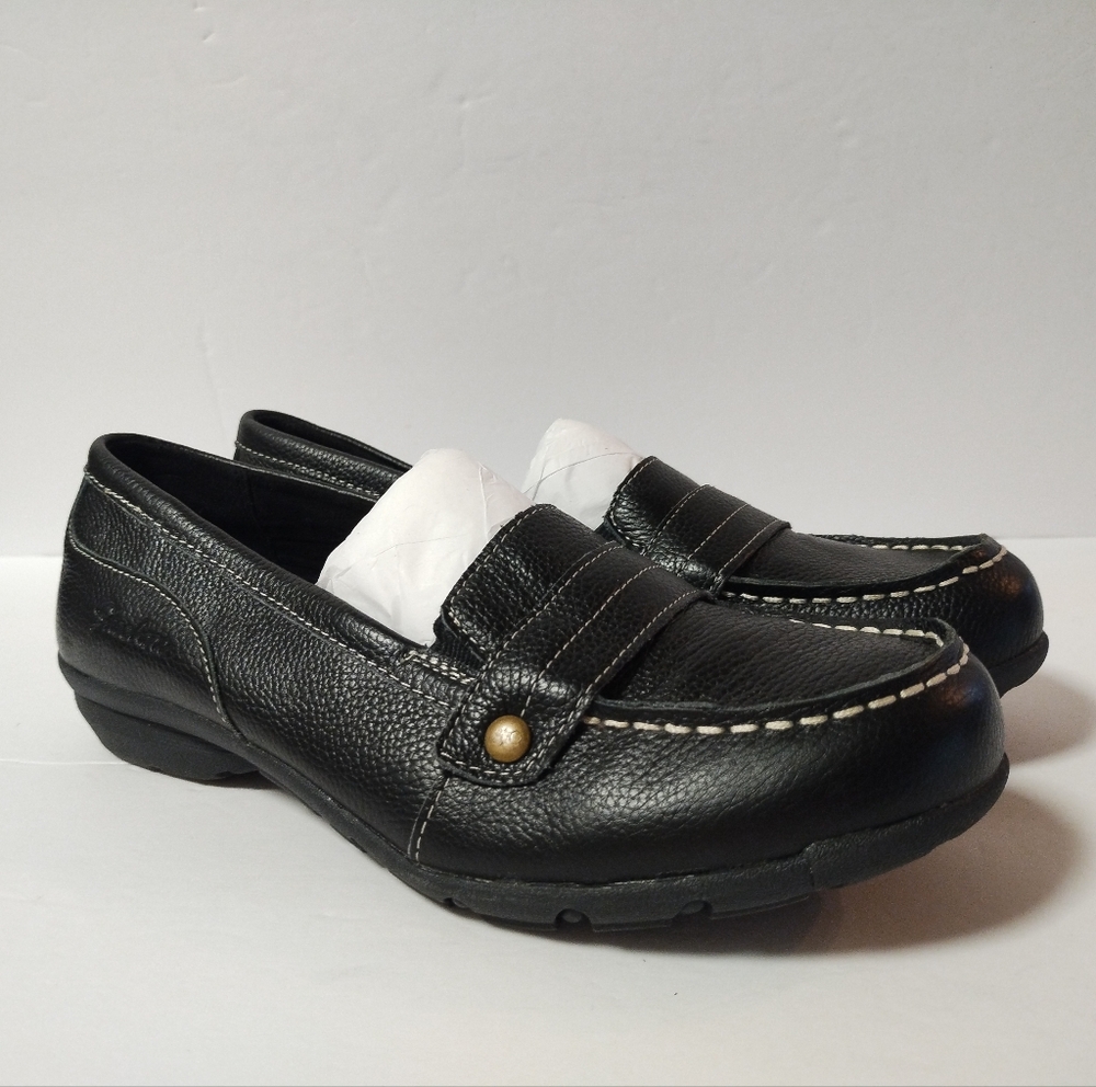 Skechers Black Leather Loafer Flats Slip-on Memory Foam Comfort Shoes sz 8